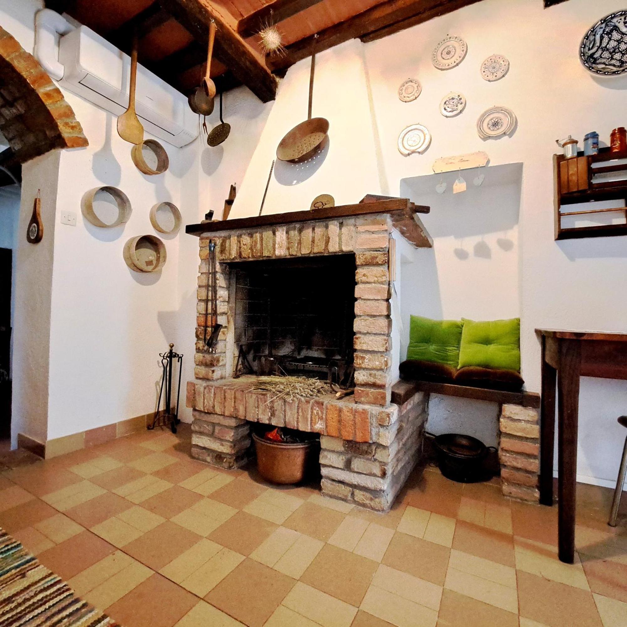Antica Abitazione Con Vista Montagna Casa Norma Apartment Seggiano Luaran gambar